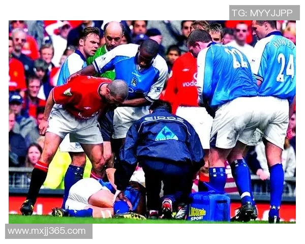 足球历史十大球星因红牌被罚下的惊人瞬间与背后故事